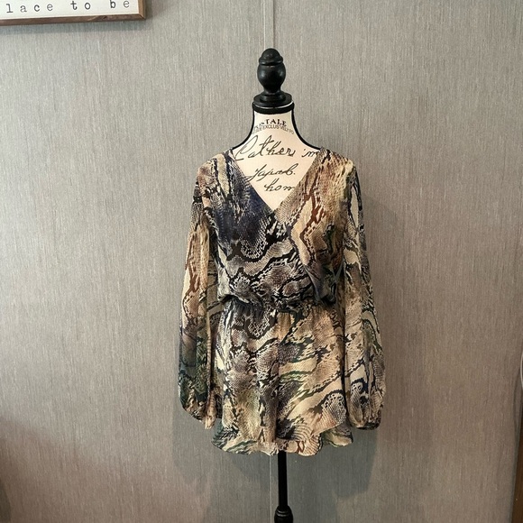 Show Me Your MuMu Snake Print Jumpsuit Size Medium - Picture 1 of 16